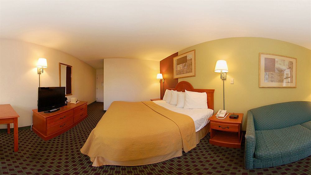 Baymont By Wyndham Williamsburg Hotel Eksteriør billede