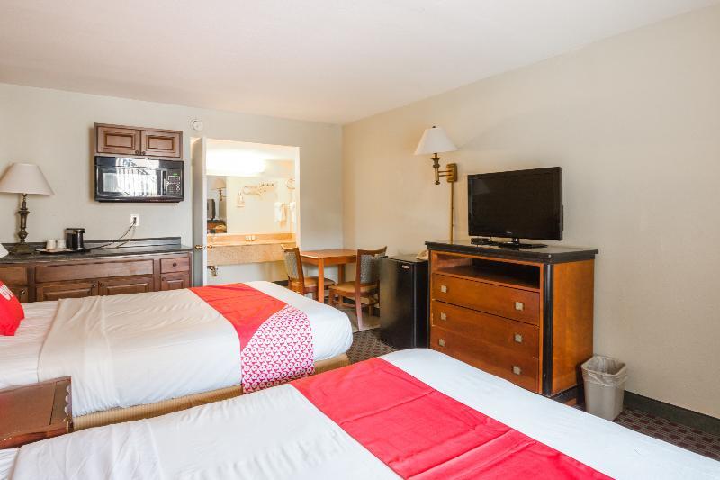 Baymont By Wyndham Williamsburg Hotel Eksteriør billede